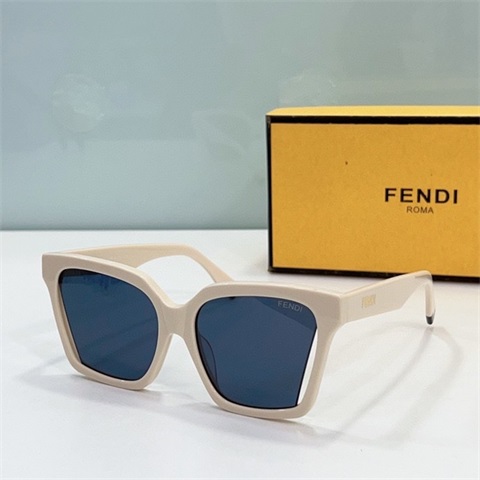 Fendi sunglass-611